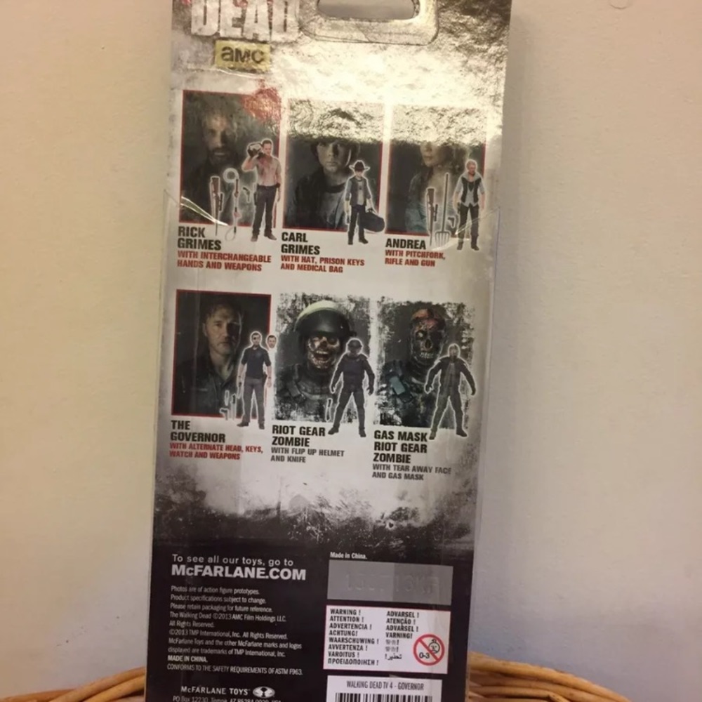 AMC The Walking Dead The Governor Series 4 - Picture 4 of 4